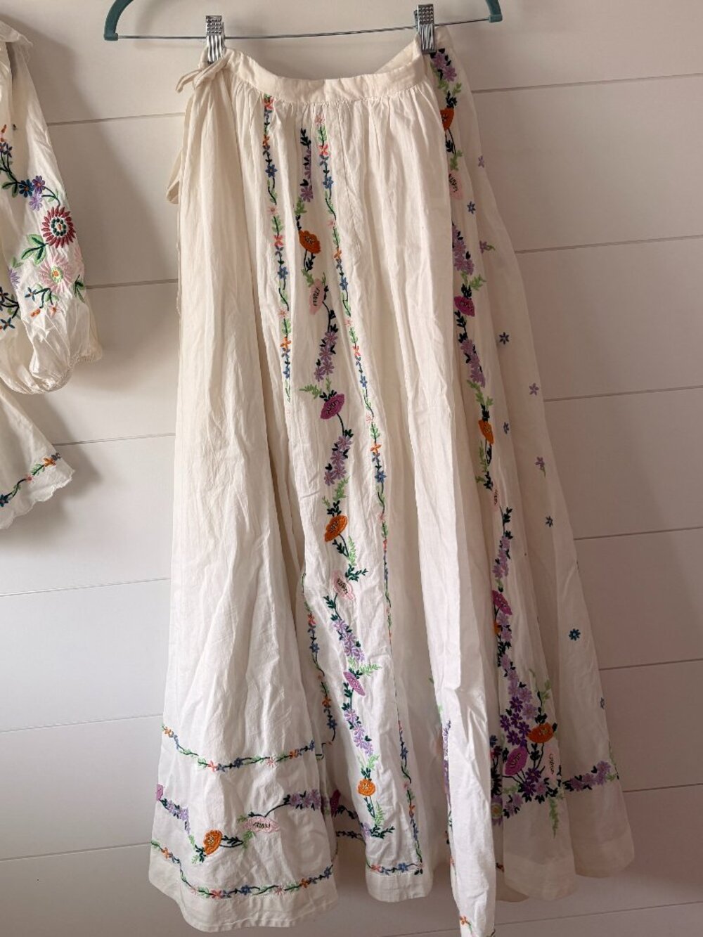 White Two Piece Set From ALÉMAIS SIZE 2 - Picture 9 of 9